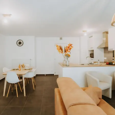 Oasi With Parking And Terrace By Interhome