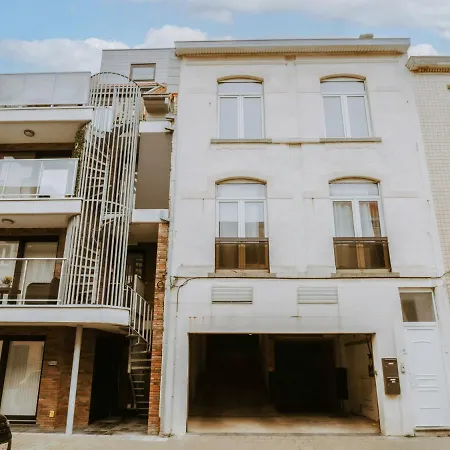 Oasi With Parking And Terrace By Interhome *