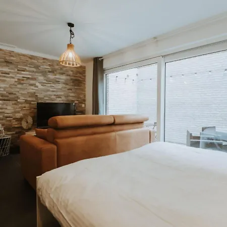 Oasi With Parking And Terrace By Interhome Daire