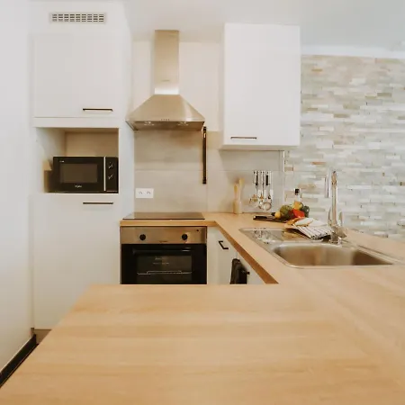 Oasi With Parking And Terrace By Interhome Daire *