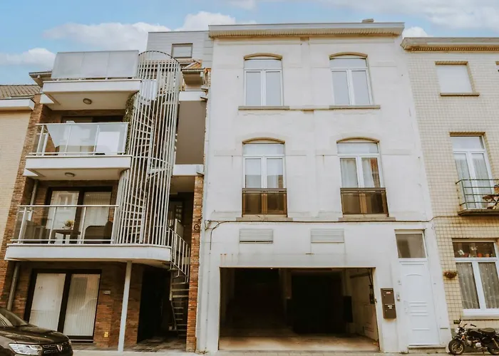 Oasi With Parking And Terrace By Interhome *